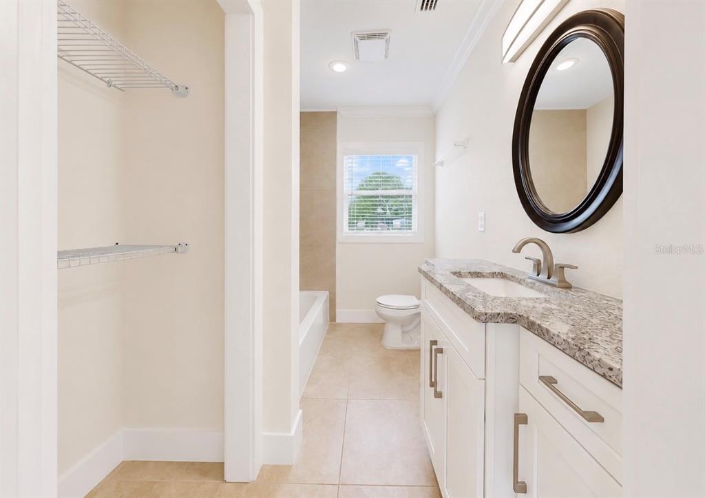 404 12th Street Southwest Ruskin, FL 33570 - Photo 36 of 49