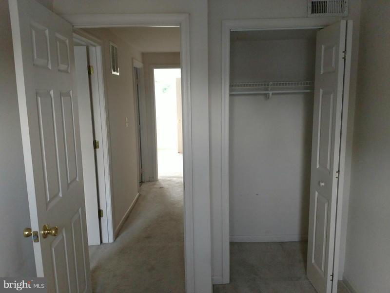 7920 Wynbrook Road Baltimore, MD 21224 - Photo 14 of 16 Interior (General)