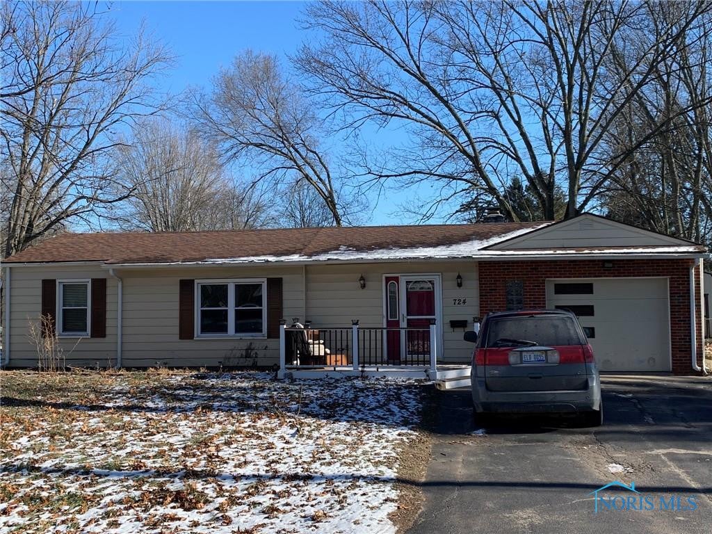 724 Hayes Road Toledo, OH 43615 - Photo 1 of 24 Gallery Image 1