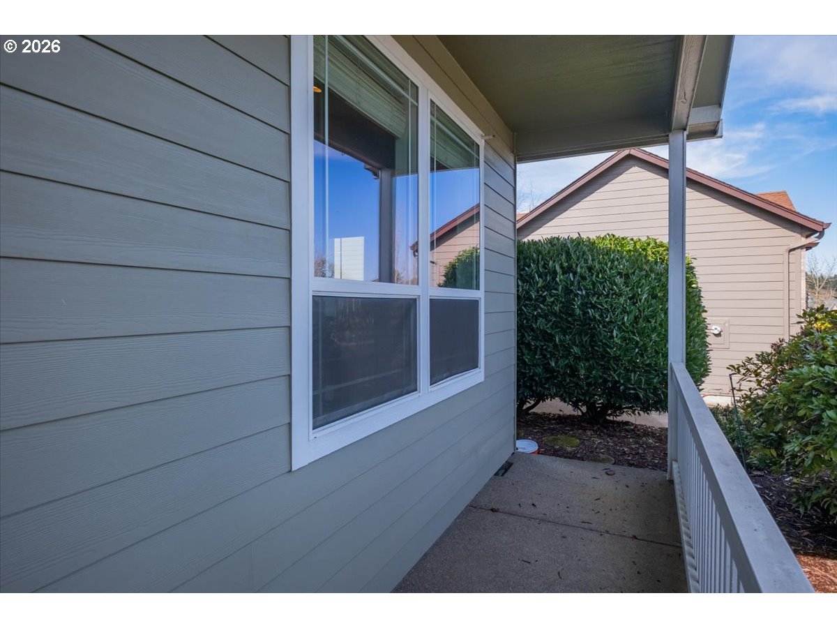 2066 Northwest Violet Avenue Albany, OR 97321 - Photo 5 of 48 a view of outdoor space and deck