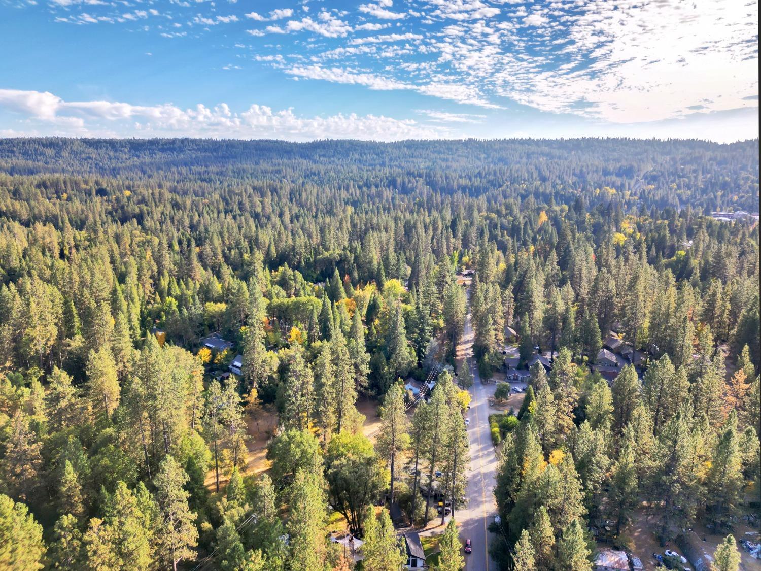 728 Old Washington Road Nevada City, CA 95959 - Photo 59 of 65 a view of a city with sunset view