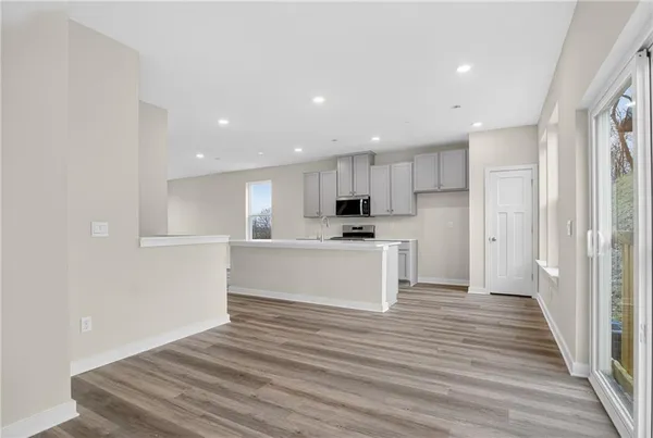 $3,000 | 704 Olivia Street, Pittsburgh, PA 15205