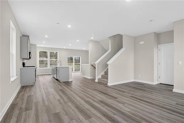 $3,000 | 704 Olivia Street, Pittsburgh, PA 15205