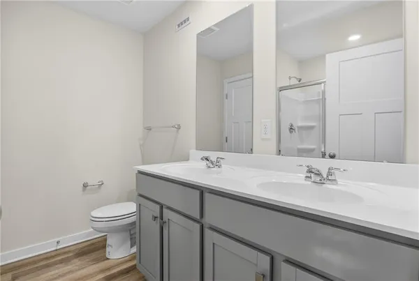 $3,000 | 704 Olivia Street, Pittsburgh, PA 15205
