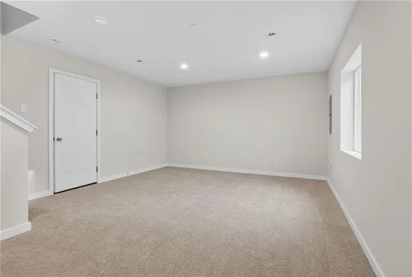 $3,000 | 704 Olivia Street, Pittsburgh, PA 15205