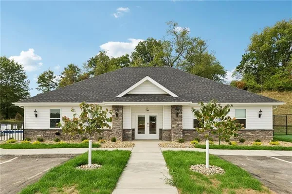 $3,000 | 704 Olivia Street, Pittsburgh, PA 15205