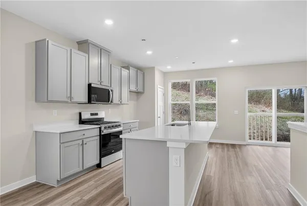 $3,000 | 704 Olivia Street, Pittsburgh, PA 15205