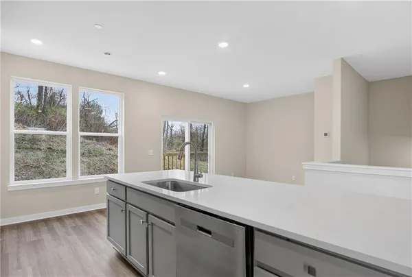 $3,000 | 704 Olivia Street, Pittsburgh, PA 15205