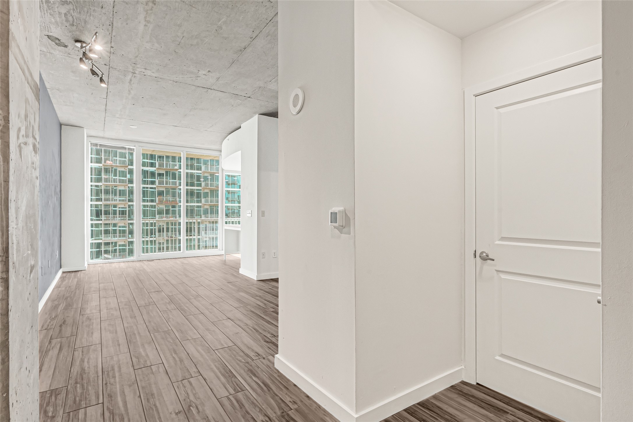 5925 Almeda Road, Unit 11406 Houston, TX 77004 - Photo 19 of 42