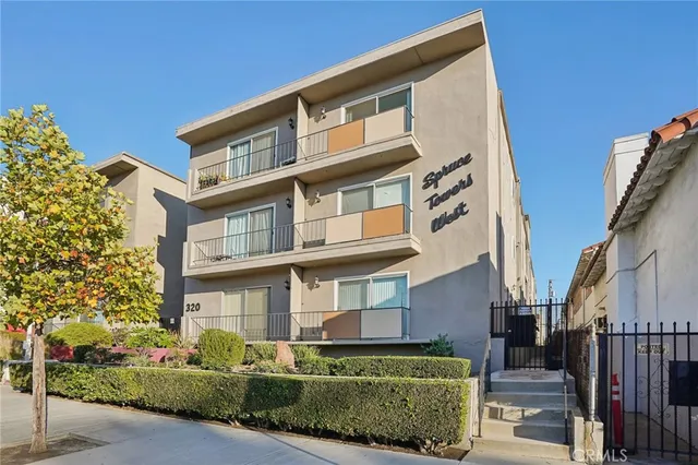 $525,000 | 320 East Spruce Avenue, Inglewood, CA 90301