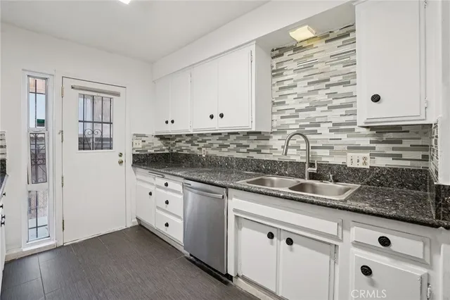 $525,000 | 320 East Spruce Avenue, Inglewood, CA 90301