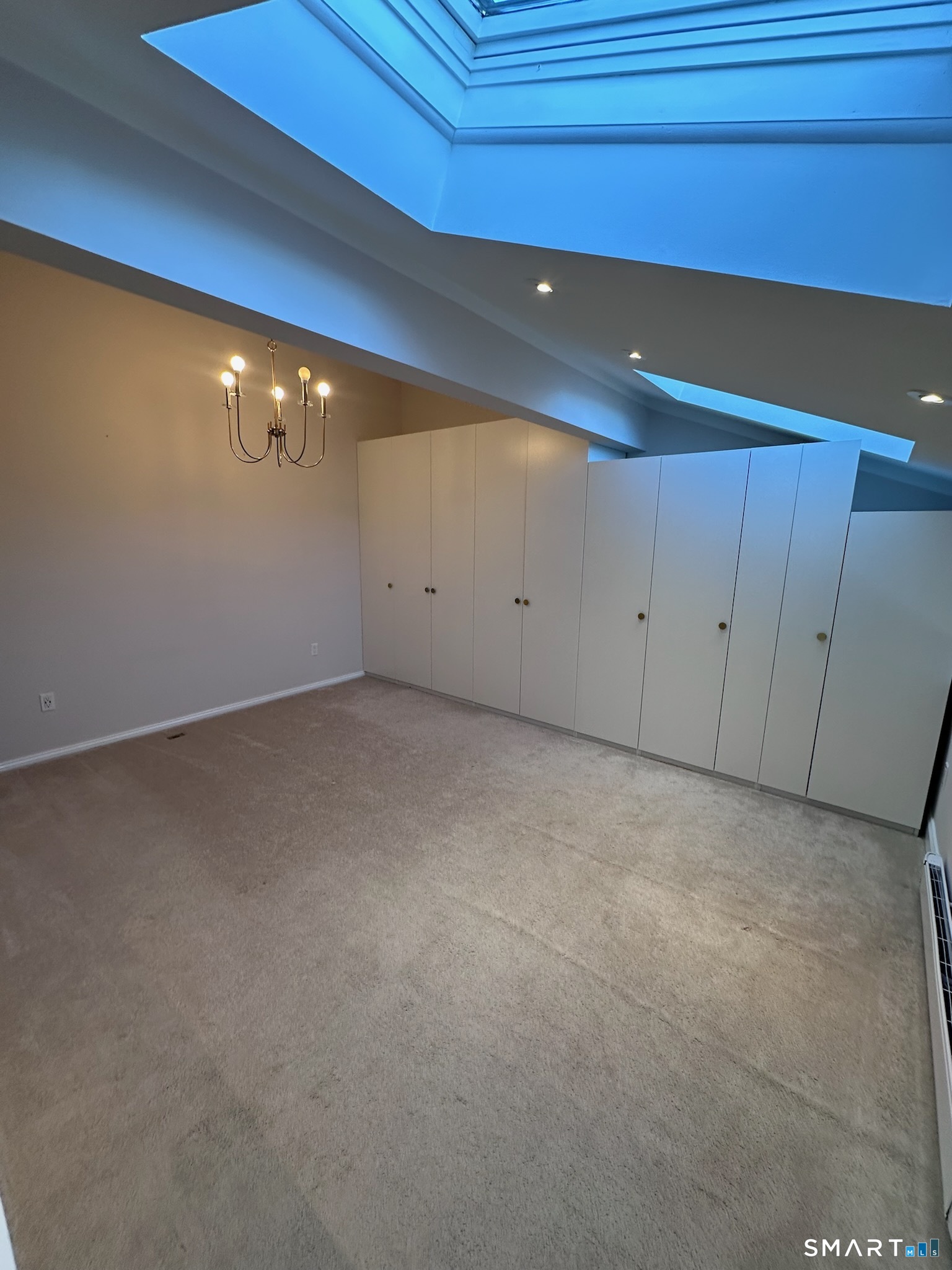 163 South Street, Unit 85 Danbury, CT 06810 - Photo 9 of 18 a view of an empty room