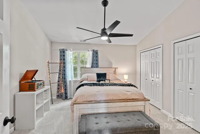 $224,900 | 5415 Kimmerly Woods Drive, Charlotte, NC 28215