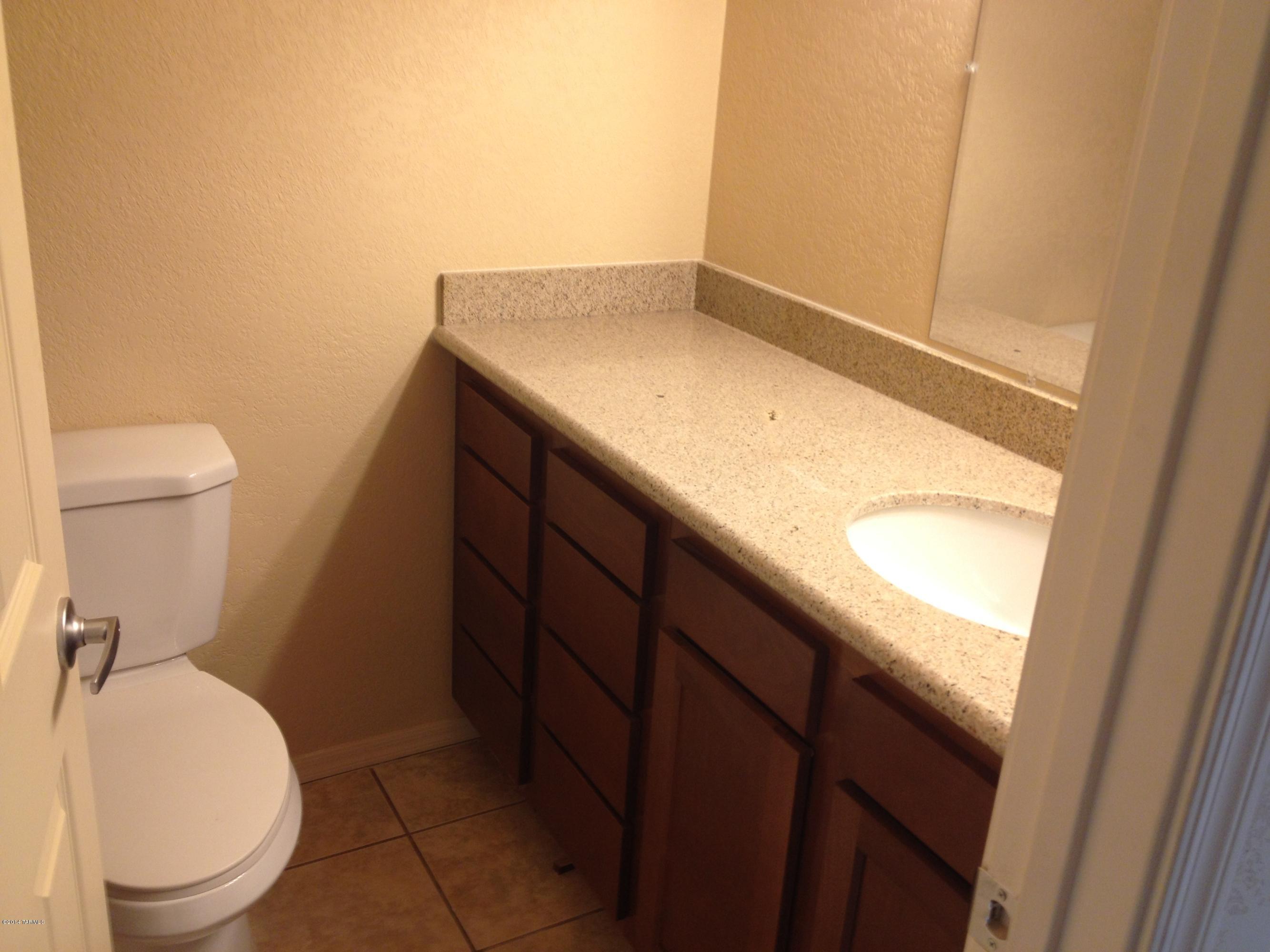 2727 East Davis Road Sahuarita, AZ 85629 - Photo 8 of 10