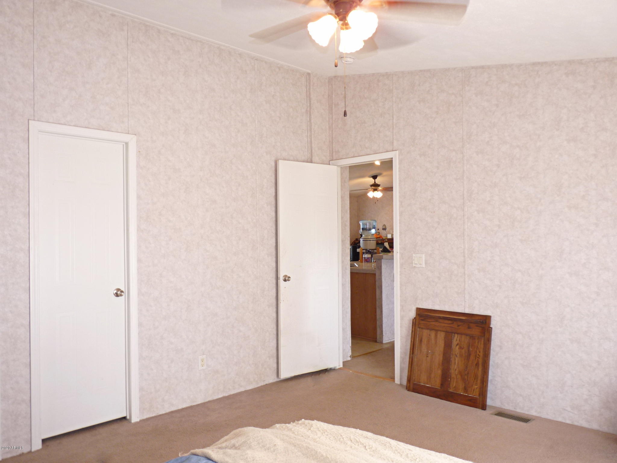 10810 Powerline Road Dewey, AZ 86327 - Photo 15 of 50 Master Bedroom view towards the Entra