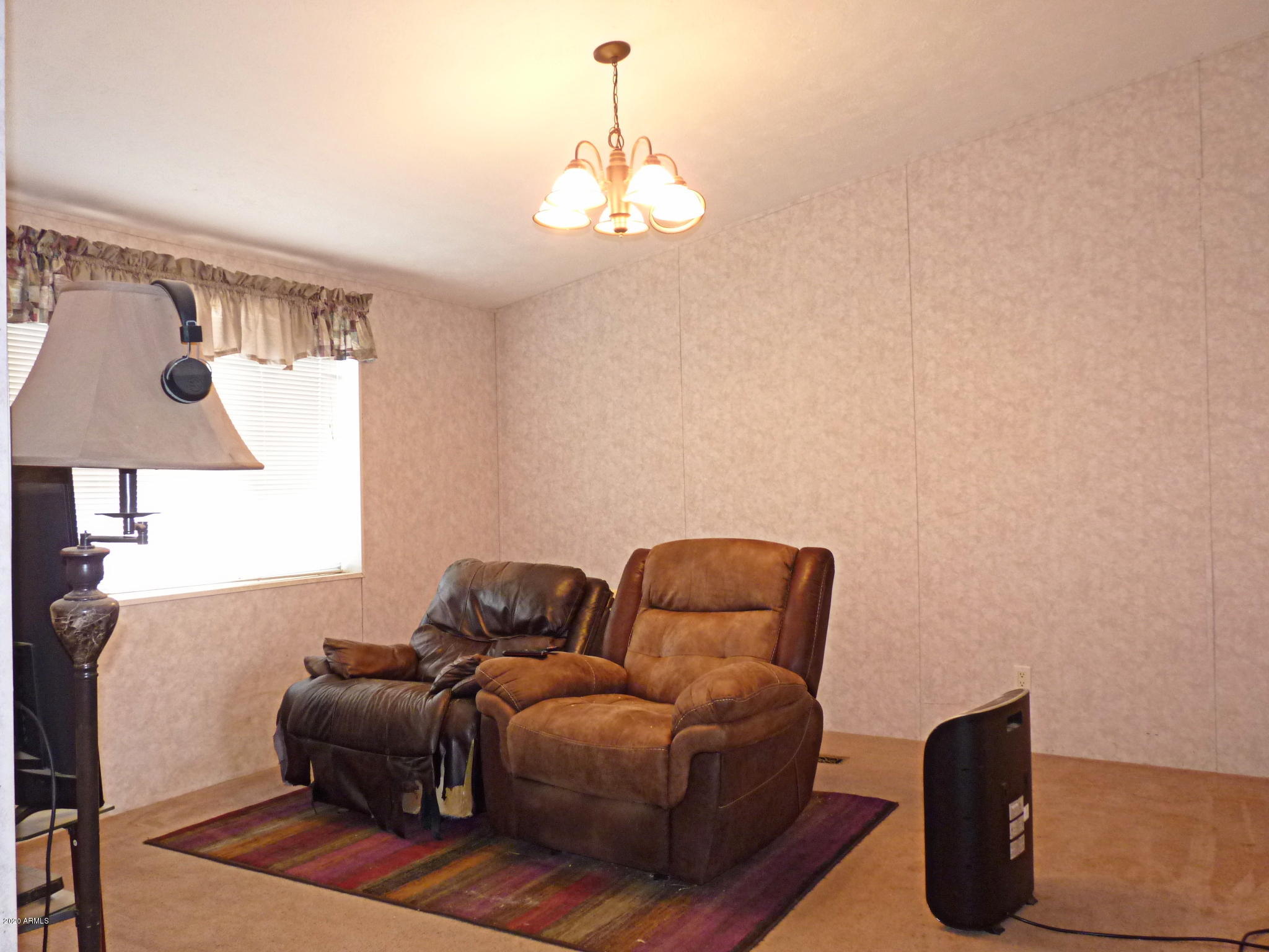 10810 Powerline Road Dewey, AZ 86327 - Photo 19 of 50 Family Room view upon Entrance