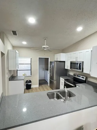$2,800 | 18560 Sunburst Lane, Unit D, Boca Raton, FL 33496