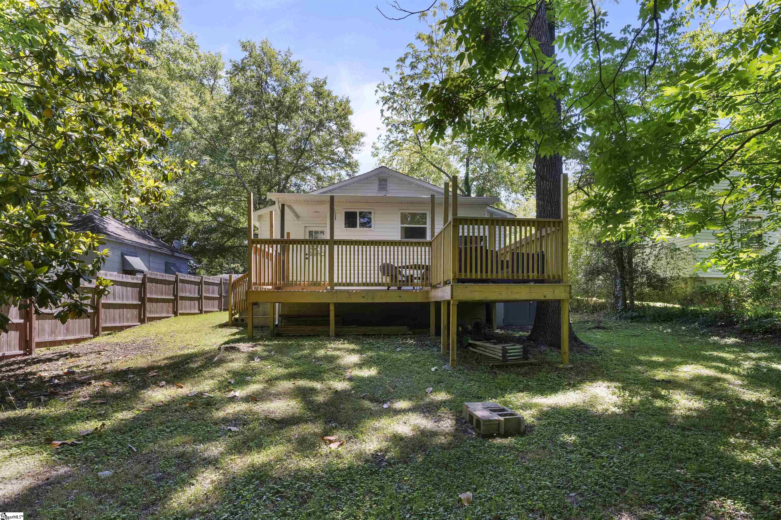 106 North 3rd Street Easley, SC 29640 - Photo 2 of 21