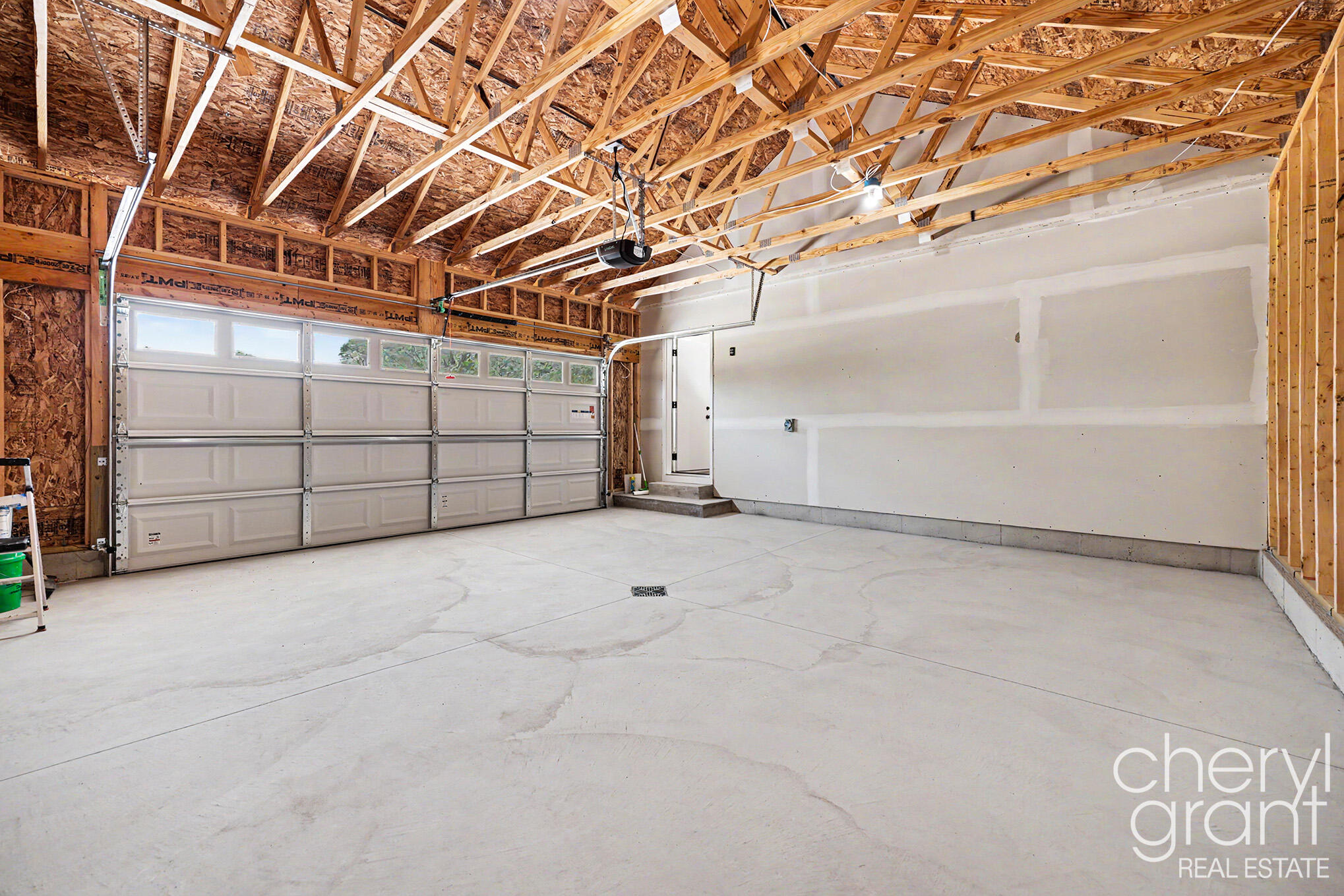 5625 Whites Bridge Road Belding, MI 48809 - Photo 41 of 43 Garage