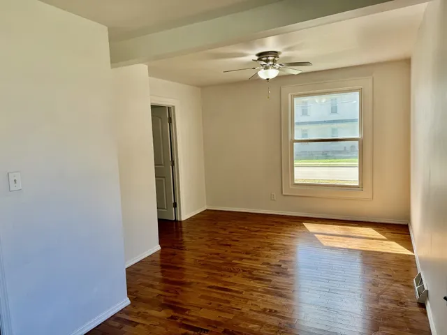 $179,900 | 1403 Grant Street, Peru, IL 61354