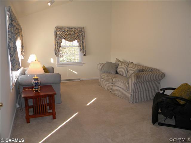 8402 Michael Road Richmond, VA 23229 - Photo 7 of 21 Living Room