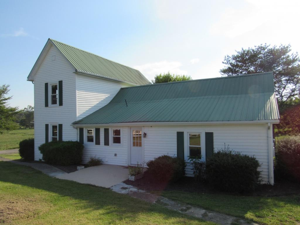 380 Remine Road Limestone, TN 37681 - Photo 3 of 33 Ride Side View of Home
