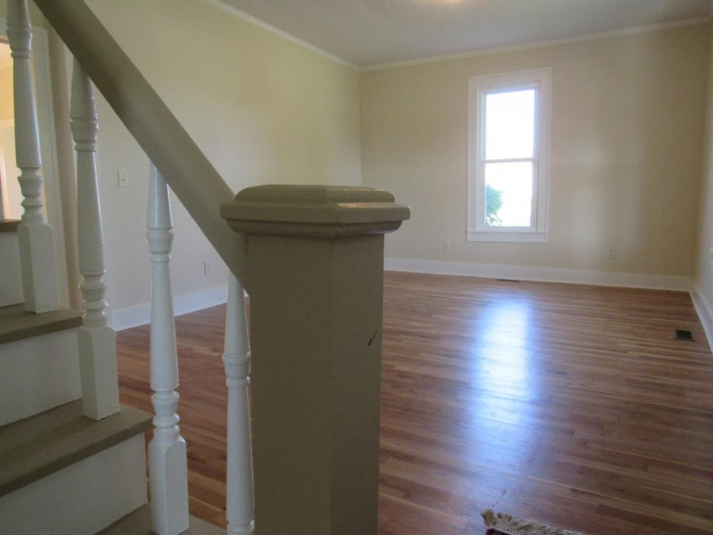 380 Remine Road Limestone, TN 37681 - Photo 9 of 33 Living Room View