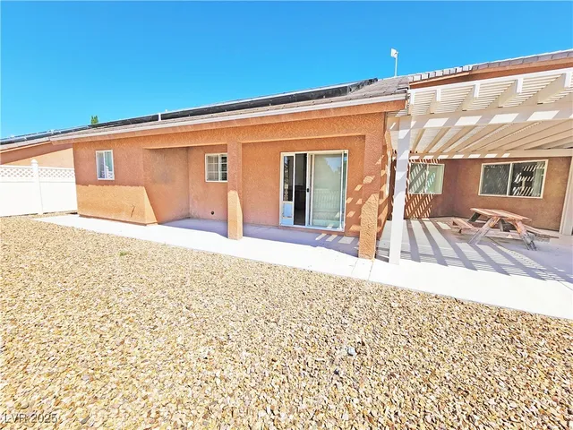 $1,635 | 1229 Bourbon Street, Pahrump, NV 89048