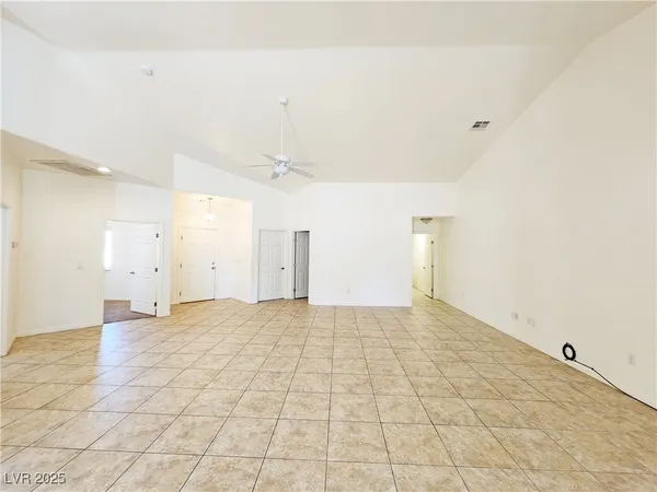 $1,635 | 1229 Bourbon Street, Pahrump, NV 89048