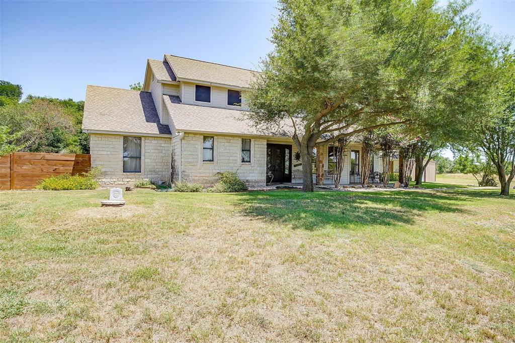 819 Old Annetta Road Aledo, TX 76008 - Photo 10 of 39 a front view of house with yard and green space