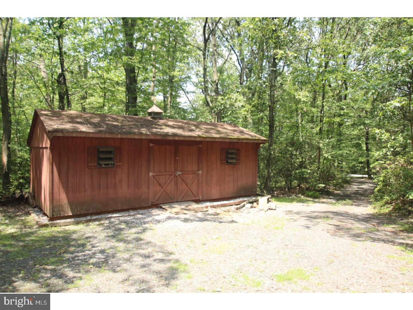 54 Edgewood Road Boyertown, PA 19512 - Photo 4 of 25 Gallery Image 4