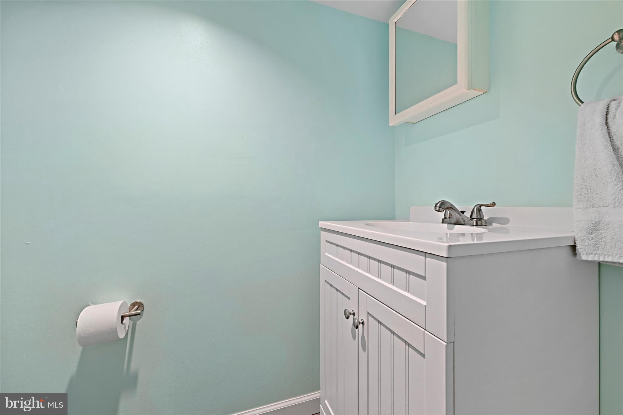 13 Fairway Road Essex, MD 21221 - Photo 29 of 39 Gallery Image 29
