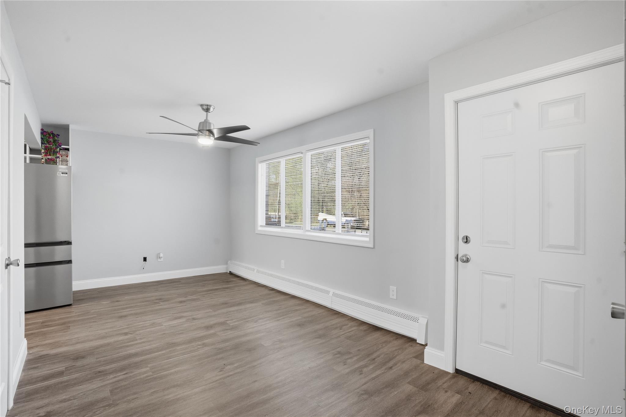 13 North Aspen Road Middletown, NY 10940 - Photo 2 of 20