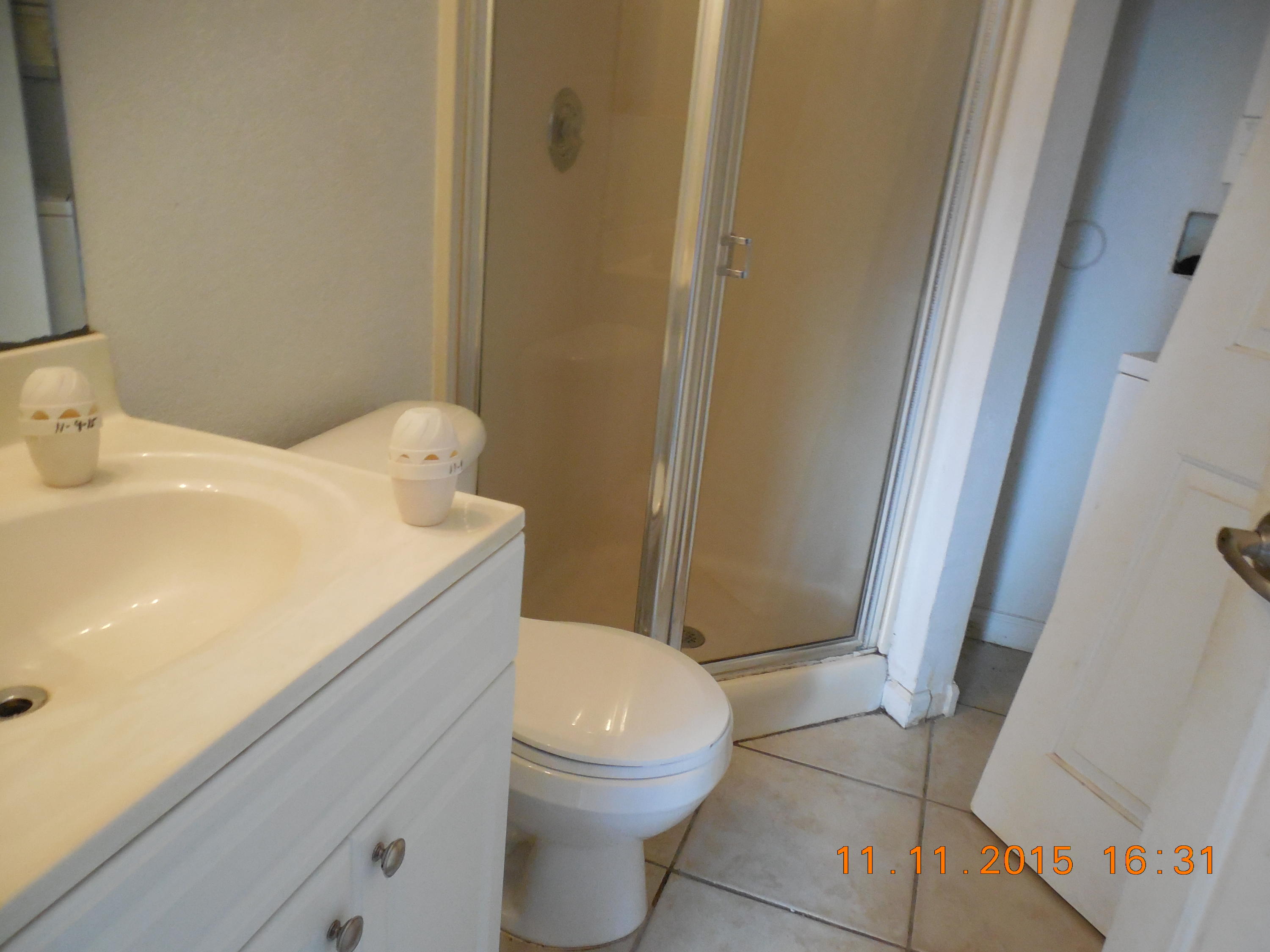 8201 Thames Boulevard, Unit A Boca Raton, FL 33433 - Photo 11 of 11 Bathroom