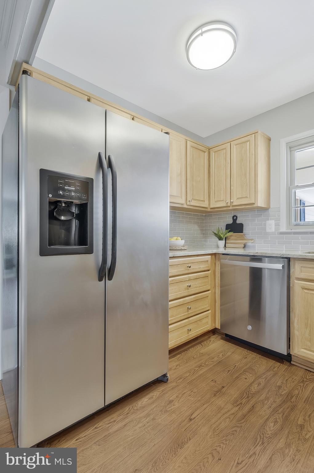 13104 Poplar Tree Road Fairfax, VA 22033 - Photo 11 of 44 Gallery Image 11