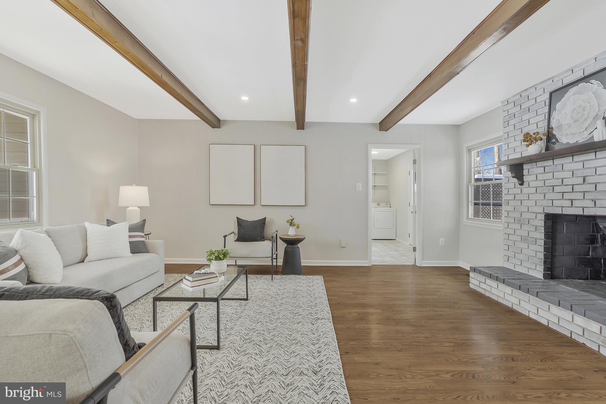 13104 Poplar Tree Road Fairfax, VA 22033 - Photo 17 of 44 Gallery Image 17