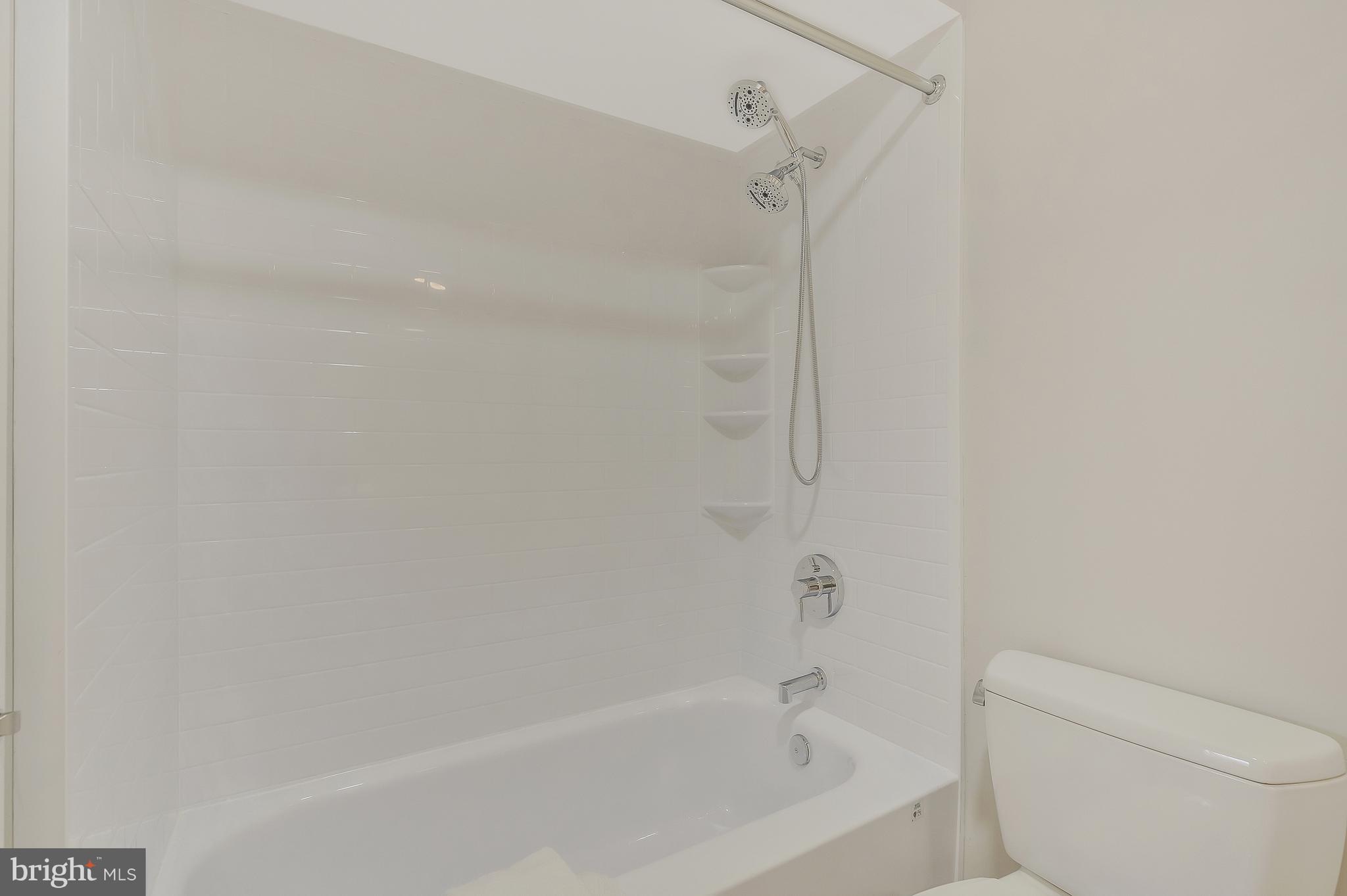 13104 Poplar Tree Road Fairfax, VA 22033 - Photo 32 of 44 Gallery Image 32