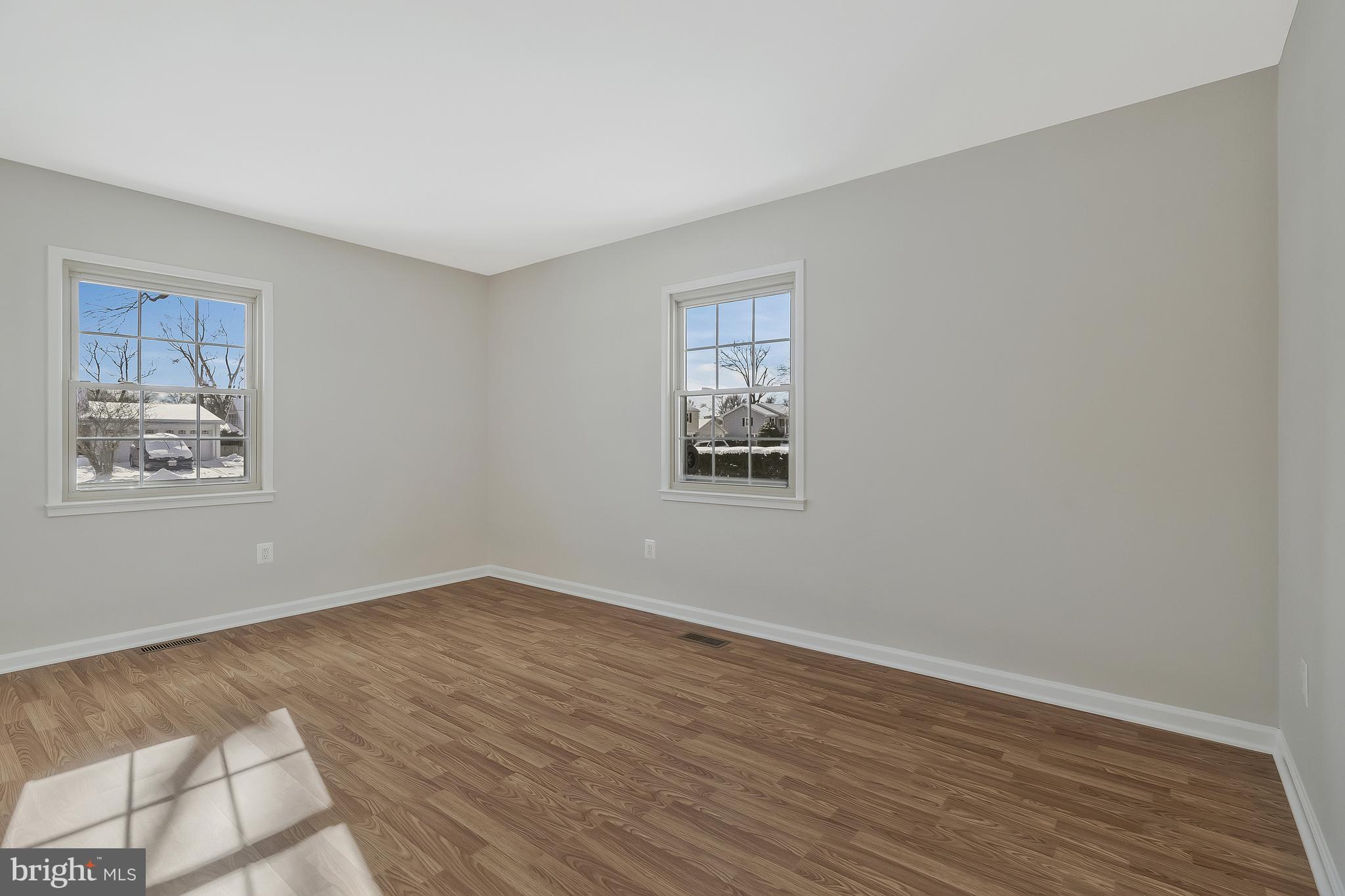 13104 Poplar Tree Road Fairfax, VA 22033 - Photo 33 of 44 Gallery Image 33