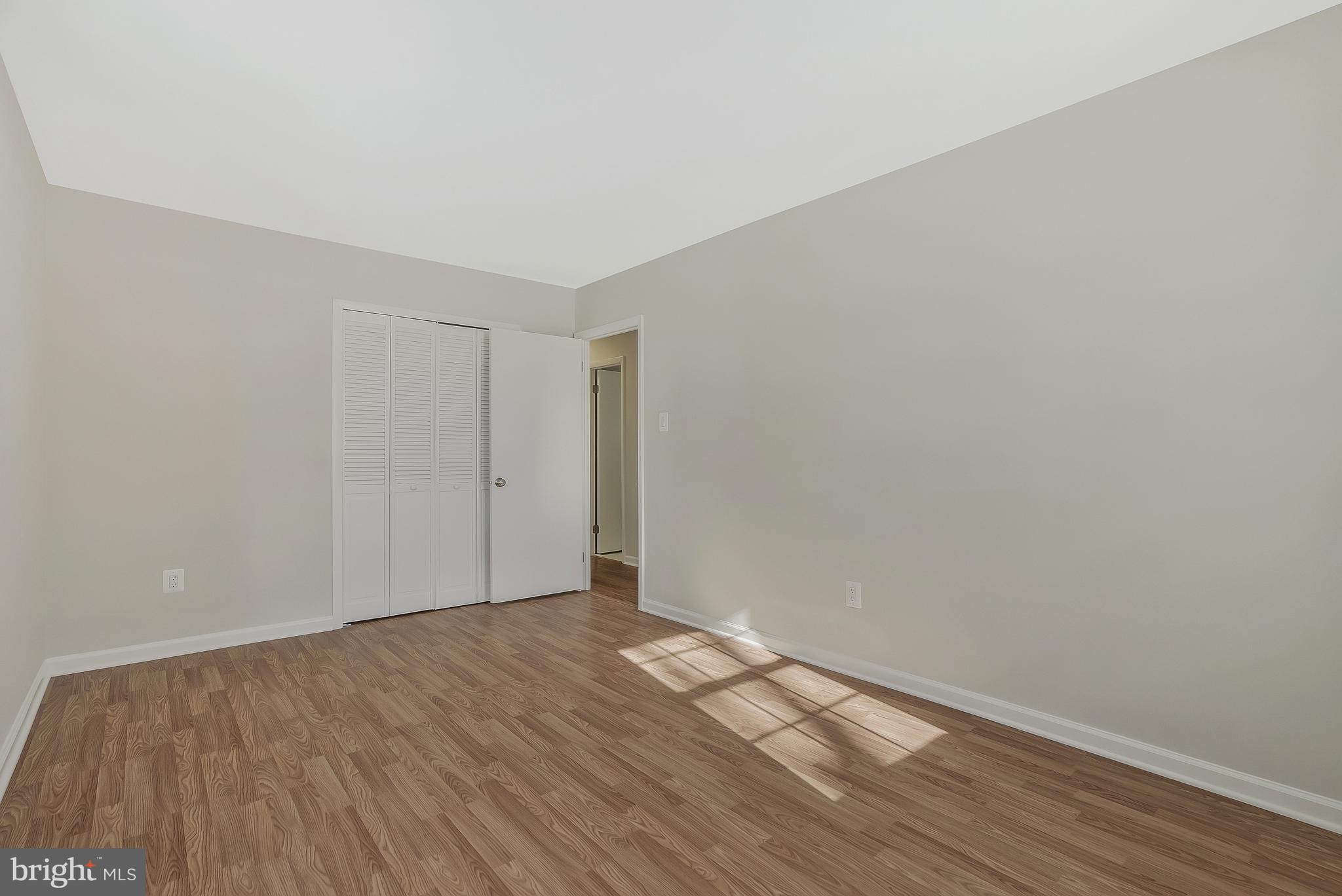 13104 Poplar Tree Road Fairfax, VA 22033 - Photo 34 of 44 Gallery Image 34