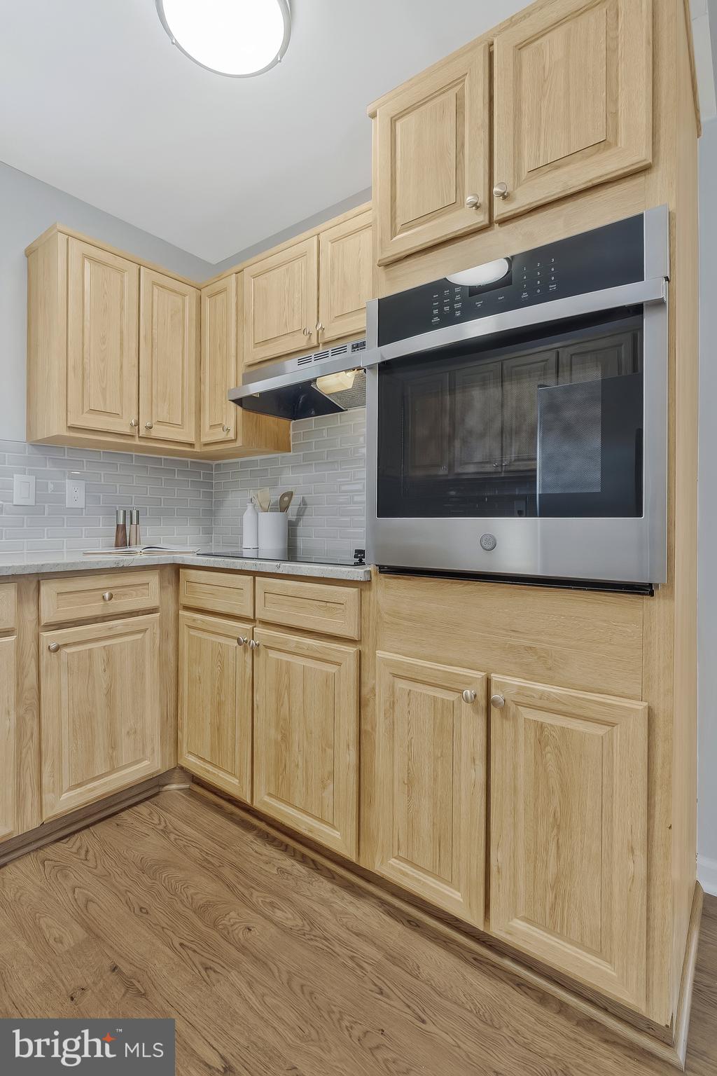13104 Poplar Tree Road Fairfax, VA 22033 - Photo 10 of 44 Gallery Image 10