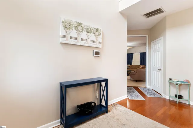 $306,500 | 695 Flintrock Drive, Boiling Springs, SC 29316