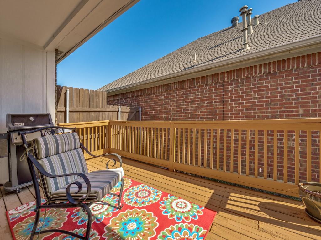4321 Harvest Hill Road Carrollton, TX 75010 - Photo 22 of 25 a view of a balcony with furniture