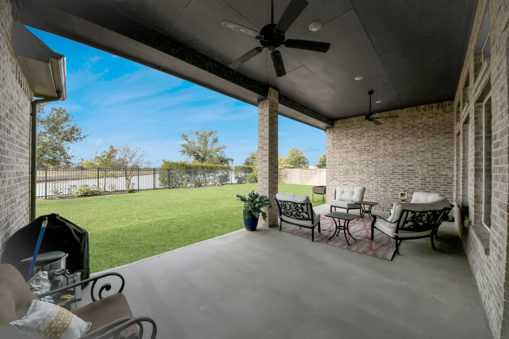 10222 Coastal Court Rosharon, TX 77583 - Photo 36 of 44