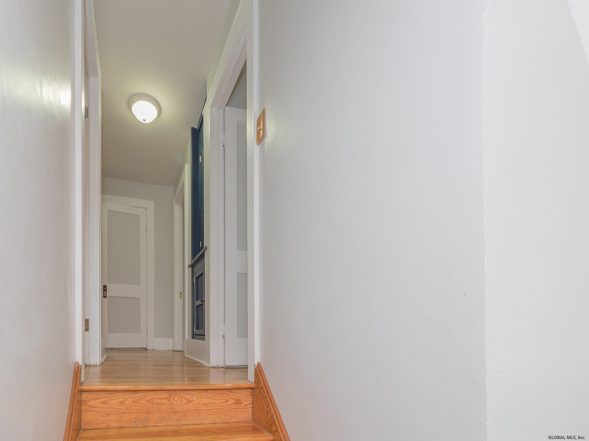 202 Rosa Road Schenectady, NY 12308 - Photo 21 of 42 Photo 21