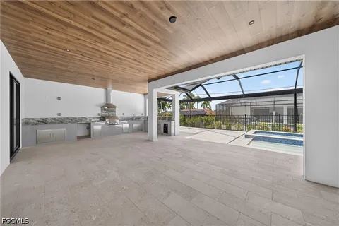 $669,000 | 3914 Southeast 20th Avenue, Cape Coral, FL 33904