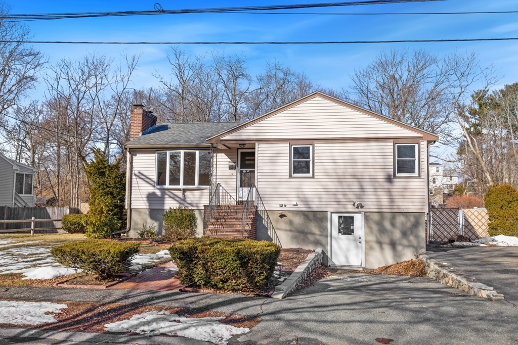 13 Meadowbrook Road Saugus, MA 01906 - Photo 1 of 30 Gallery Image 1