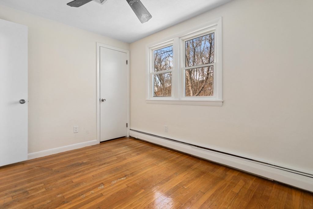 13 Meadowbrook Road Saugus, MA 01906 - Photo 14 of 30 Gallery Image 14