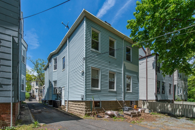 207 Hillside Avenue, Unit 2 Glen Ridge, NJ 07028 - Photo 17 of 18