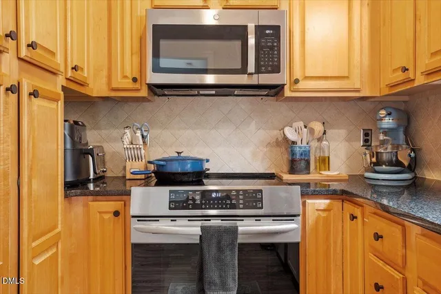 $450,000 | 102 Primrose Lane, Carrboro, NC 27510