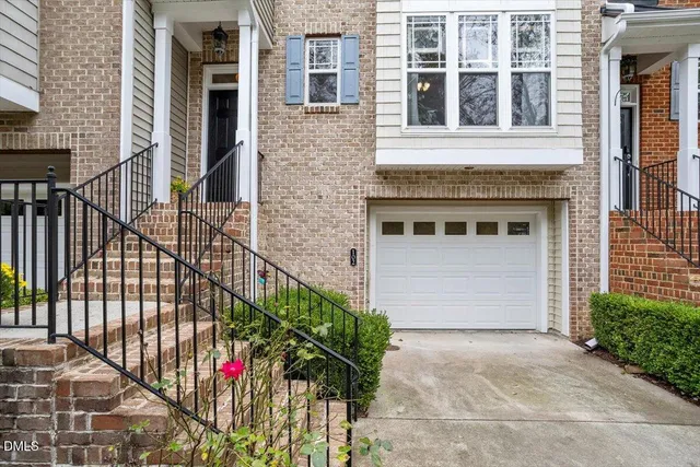 $450,000 | 102 Primrose Lane, Carrboro, NC 27510